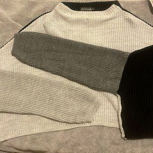 Pretty little thing (Cropped sweater)